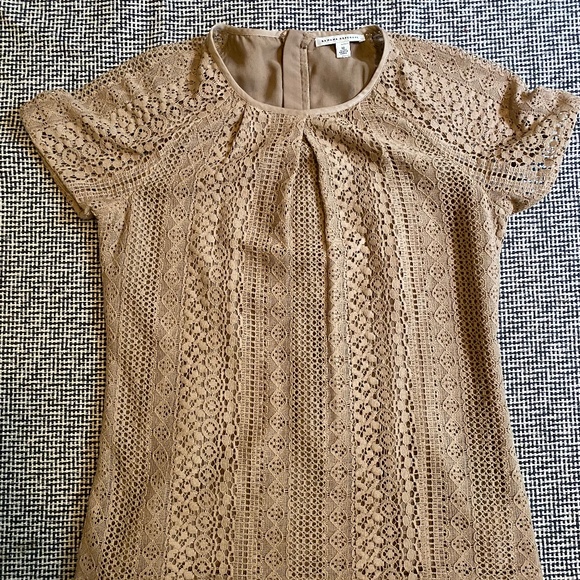 Banana Republic Bronze Lace Top - Picture 1 of 4